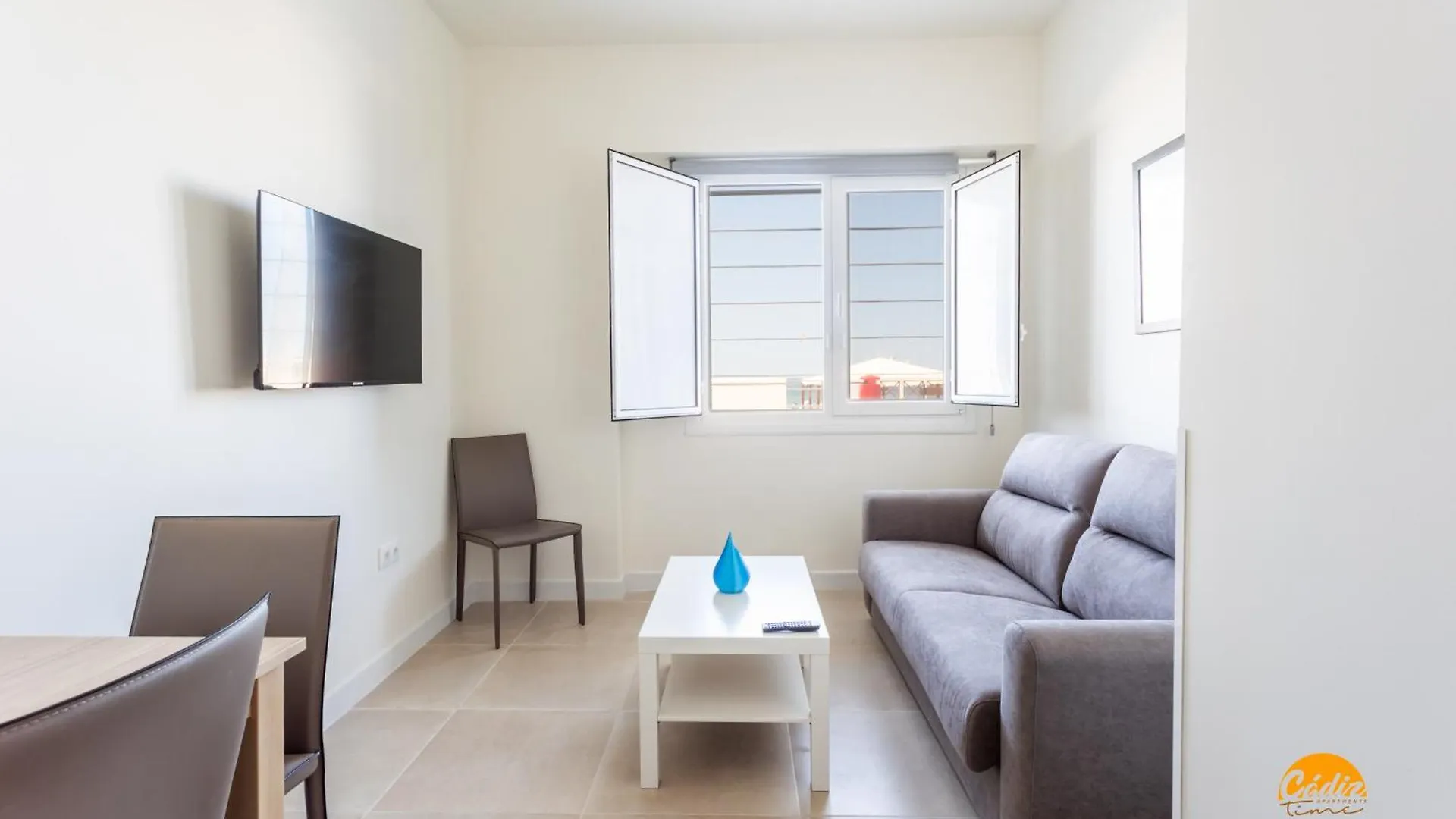 Delfin Azul 2 Free Parking By Cadiz Time Apartment